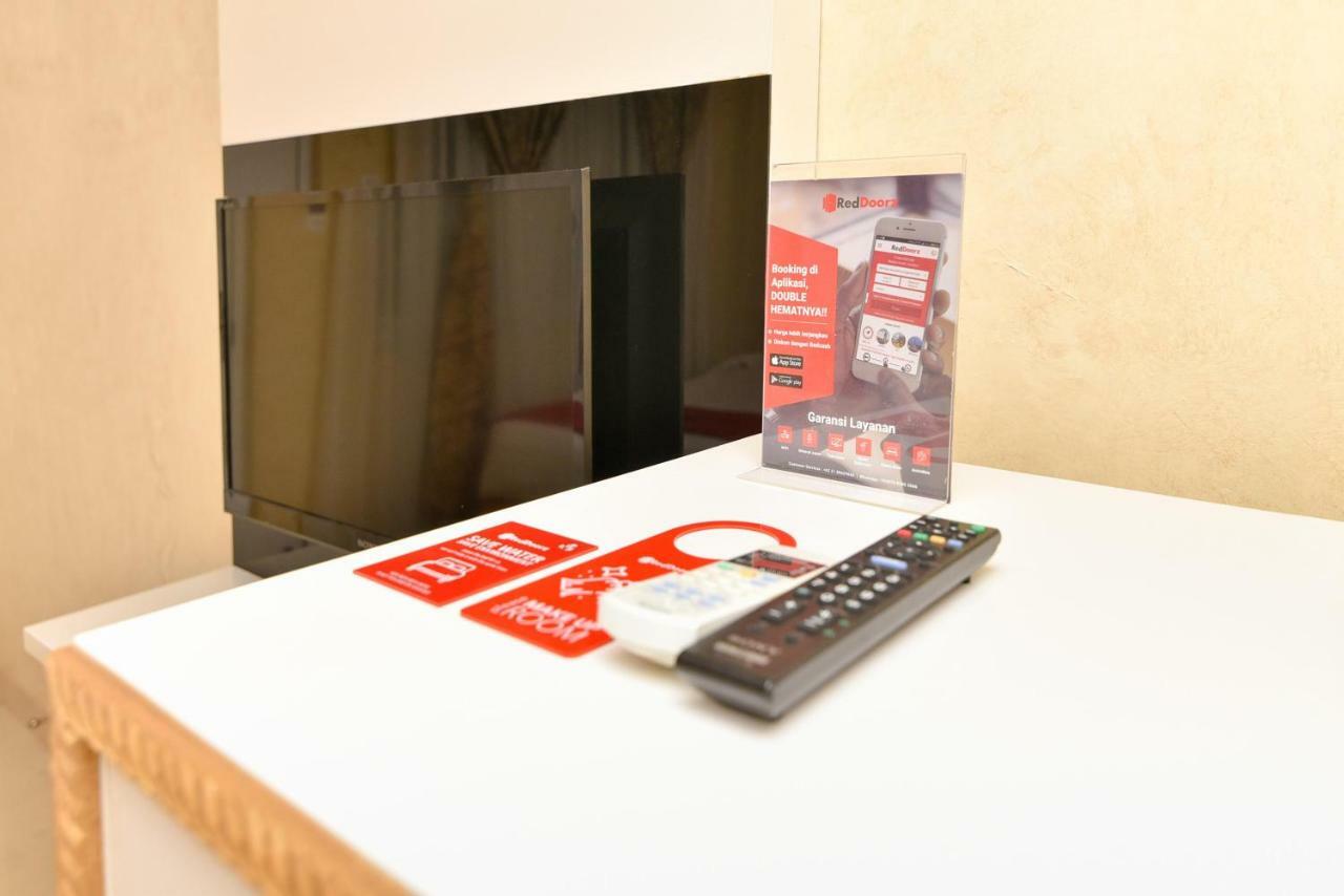 ホテル レッドドアーズ プラス ニア ディスカバリー ショッピング モール バリ クタ エクステリア 写真